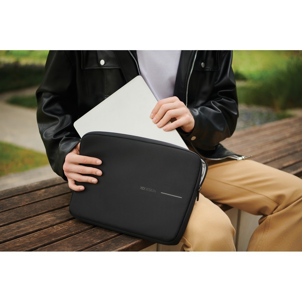 Pokrowiec na laptopa 16″